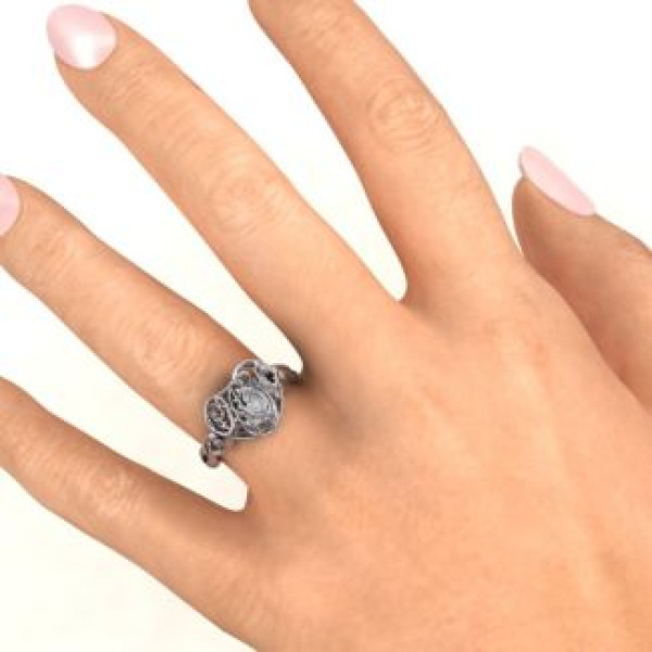 #1 Mom Caged Hearts Ring with Ski Tip Band - The Name Jewellery™