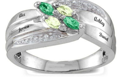 Your Angled Marquise Ring: A Masterpiece Crafted Just for You