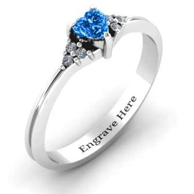 Narrow Heart Ring with Shoulder Accents - The Name Jewellery™