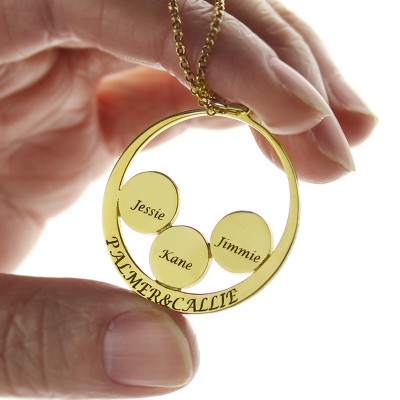 Mothers Family Name Pendant In Gold - The Name Jewellery™