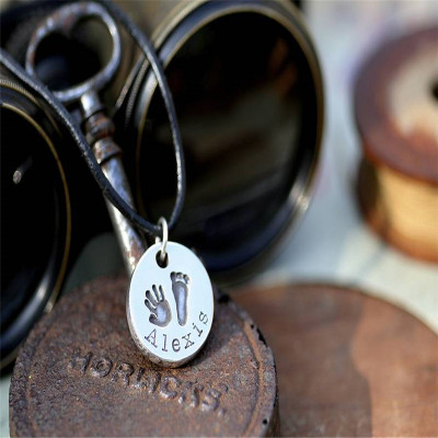 Mens First Impressions Personalised Coin Chain - The Name Jewellery™