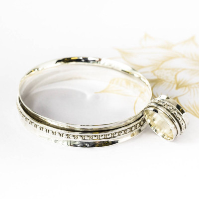 Maharani Silver Spinning Ring - The Name Jewellery™