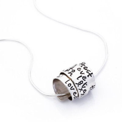 Personalised Silver Scroll Necklace - The Name Jewellery™