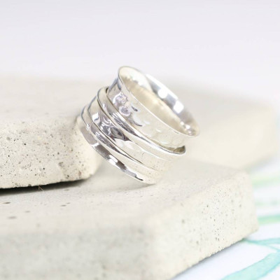 Sterling Silver Hammered Effect Spinning Ring - The Name Jewellery™