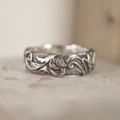 Victorian Scroll Ring - The Name Jewellery™