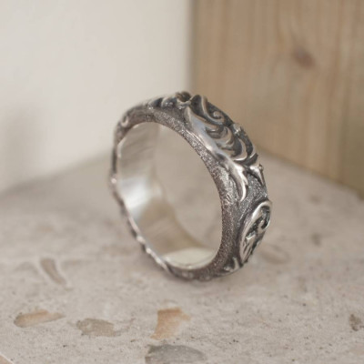 Victorian Scroll Ring - The Name Jewellery™