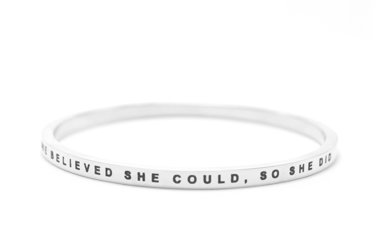 Personalised She Believed She Could Bangle 18ct Gold Plated - The Name Jewellery™