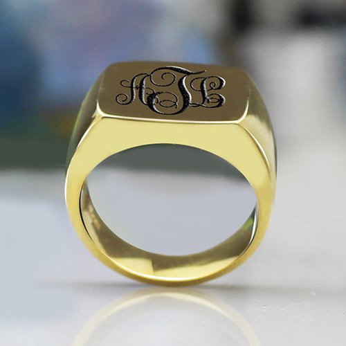 Custom 18ct Gold Plated Monogram Signet Ring - The Name Jewellery™