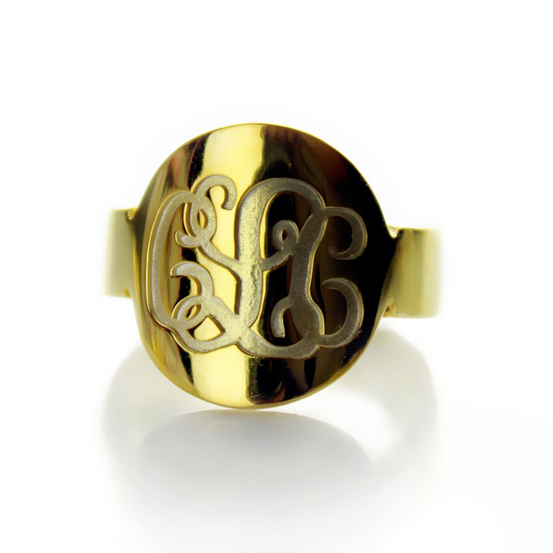 Engraved 18ct Gold Plated Script Monogram Itnitial Ring - The Name Jewellery™