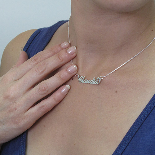 Small Name Necklace - Carrie Style - The Name Jewellery™